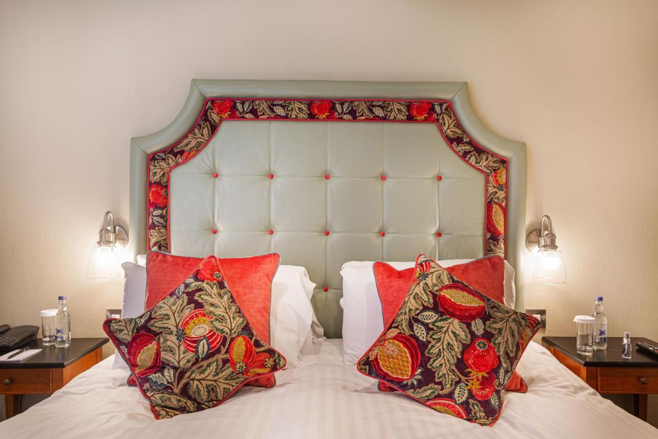 The Wynnstay Hotel, Oswestry, Shropshire Eksteriør billede