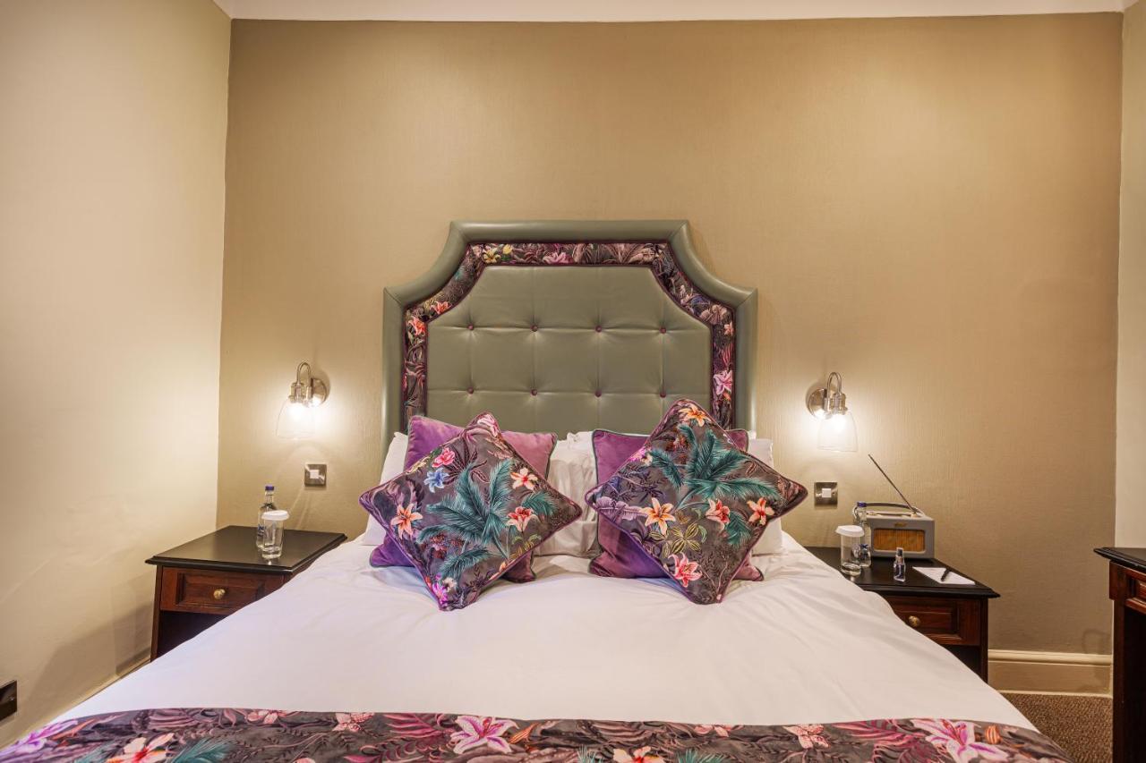 The Wynnstay Hotel, Oswestry, Shropshire Eksteriør billede