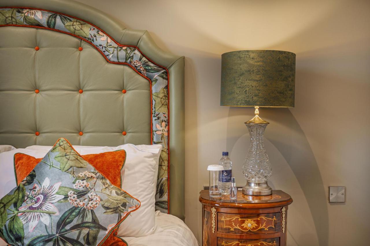 The Wynnstay Hotel, Oswestry, Shropshire Eksteriør billede