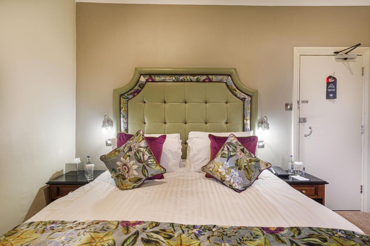 The Wynnstay Hotel, Oswestry, Shropshire Eksteriør billede