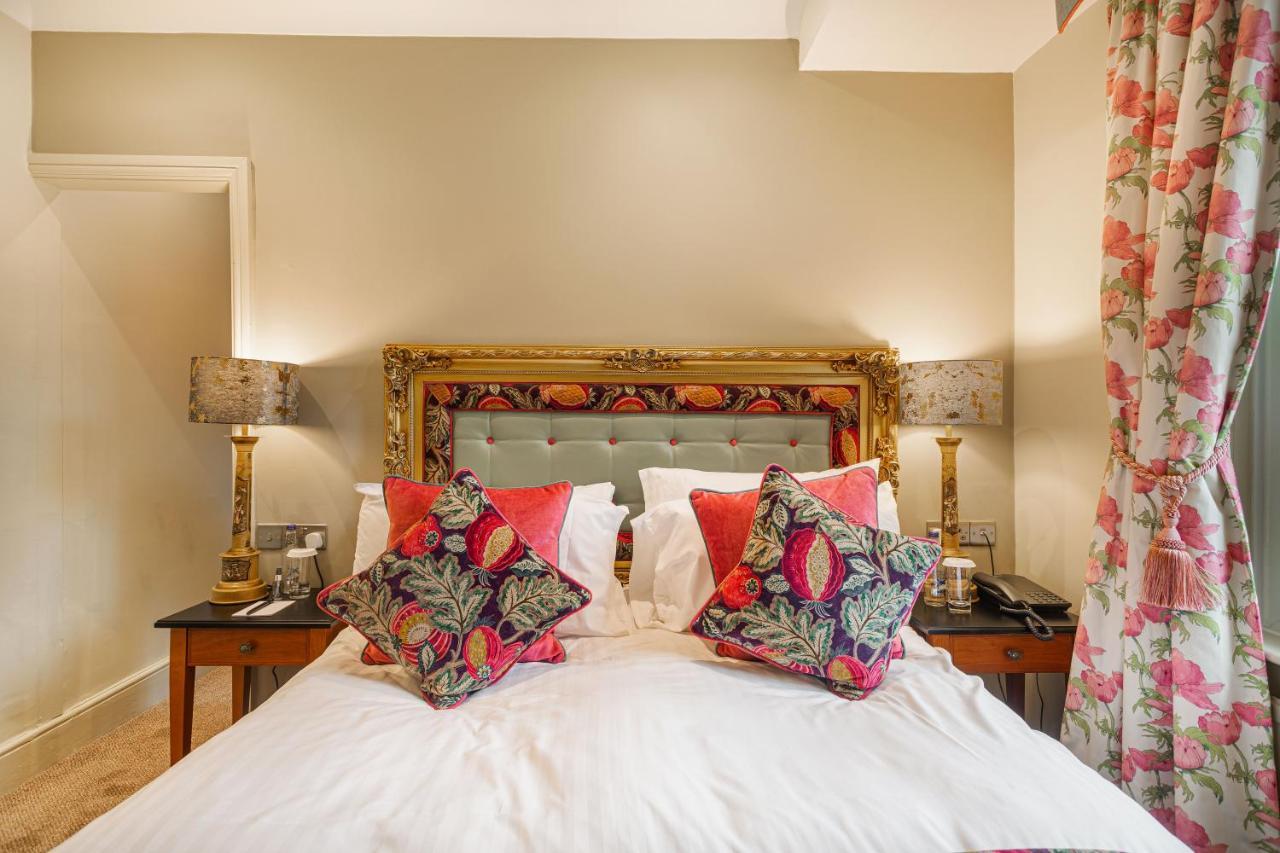 The Wynnstay Hotel, Oswestry, Shropshire Eksteriør billede