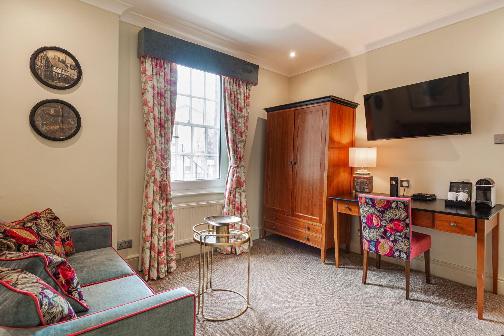 The Wynnstay Hotel, Oswestry, Shropshire Eksteriør billede