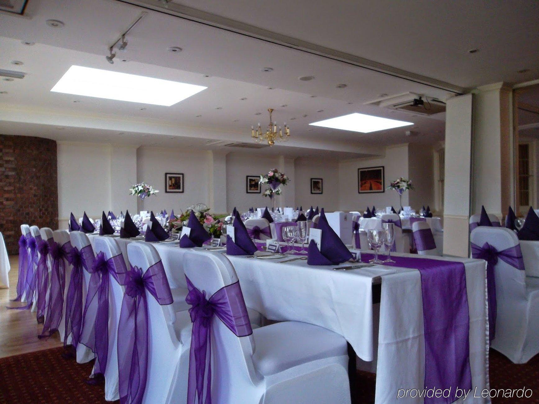 The Wynnstay Hotel, Oswestry, Shropshire Eksteriør billede