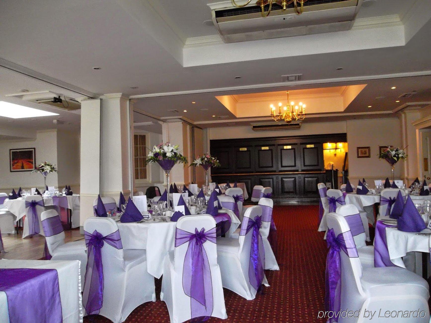 The Wynnstay Hotel, Oswestry, Shropshire Eksteriør billede