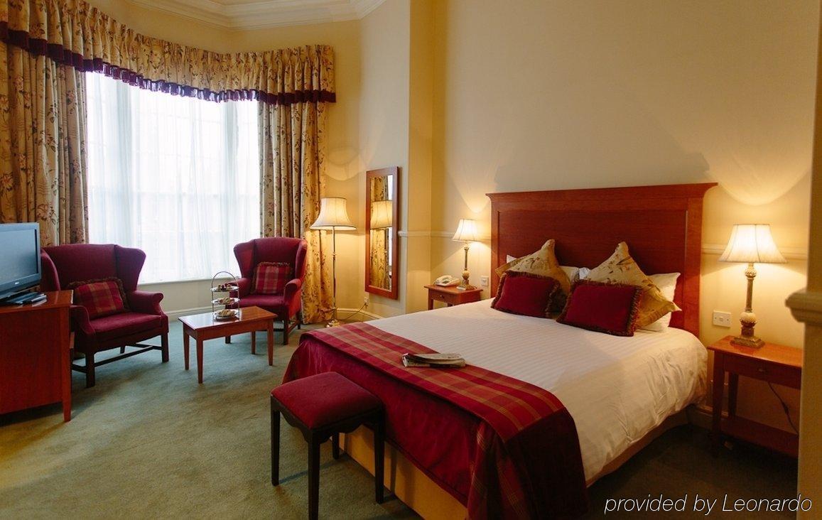 The Wynnstay Hotel, Oswestry, Shropshire Eksteriør billede